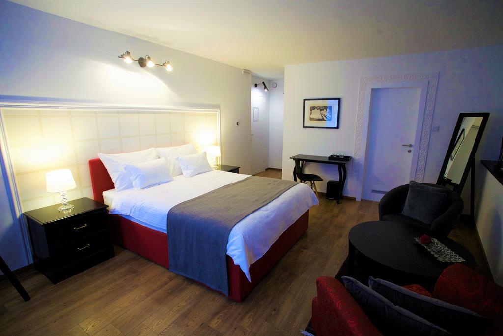 Flex Selfcheckins - Zagreb - Hostel - 8 Rooms - City Centre Exterior photo